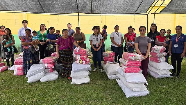 Food distribution to combat acute malnutrition